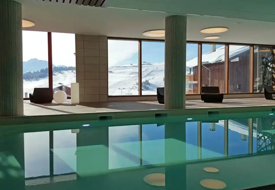 Chalet des Cimes, Les Saisies (self catered apartments) - View from indoor pool