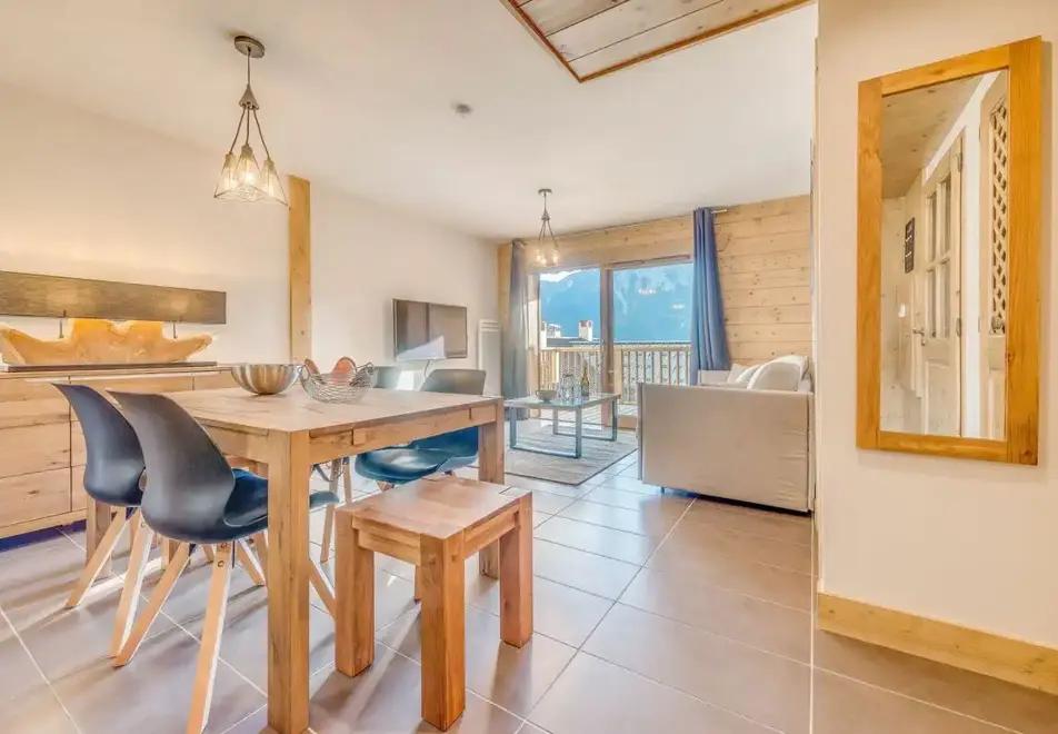 Les Balcons Etoiles, Champagny (self catered apartments) (©andyparant) - Apartments for 4