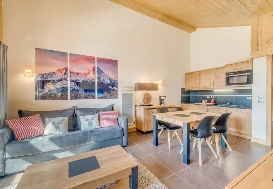 Les Balcons Etoiles, Champagny (self catered apartments) (©andyparant) - Apartments for 6