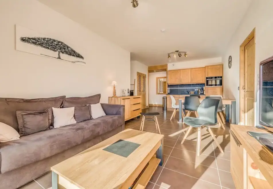 Les Balcons Etoiles, Champagny (self catered apartments) (©andyparant) - Apartments for 6