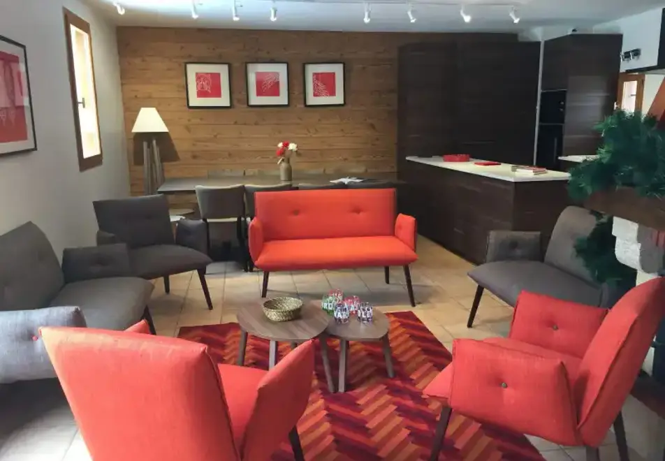 Les Fermes du Planet 4, Valloire (self catered apartment)