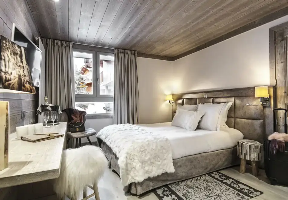 Hotel St Martin & Apartments, St Martin de Belleville - Hotel rooms