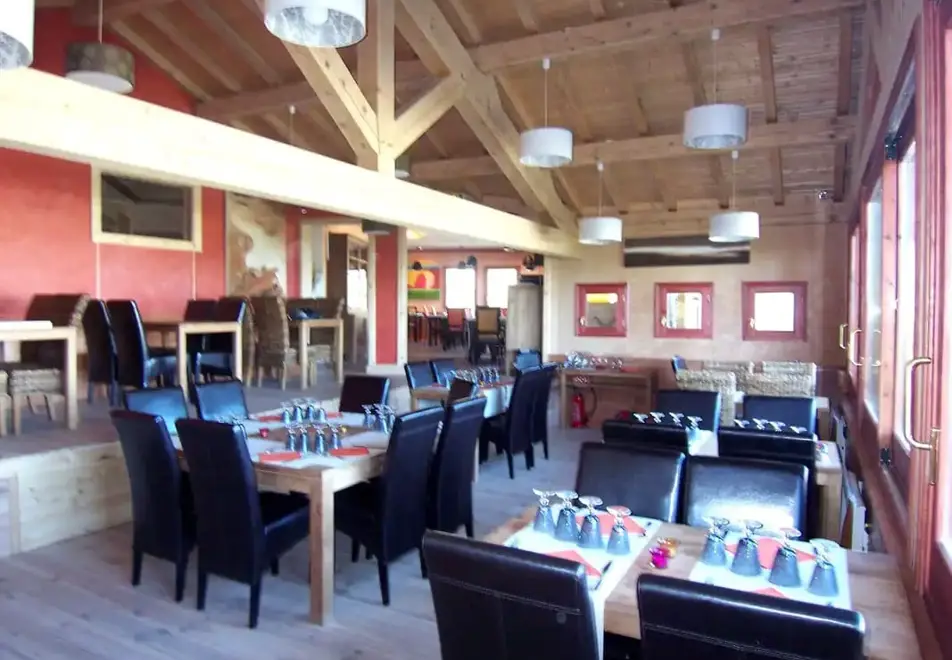 Les Granges des 7 Laux, Les 7 Laux (self catered apartments) - Restaurant