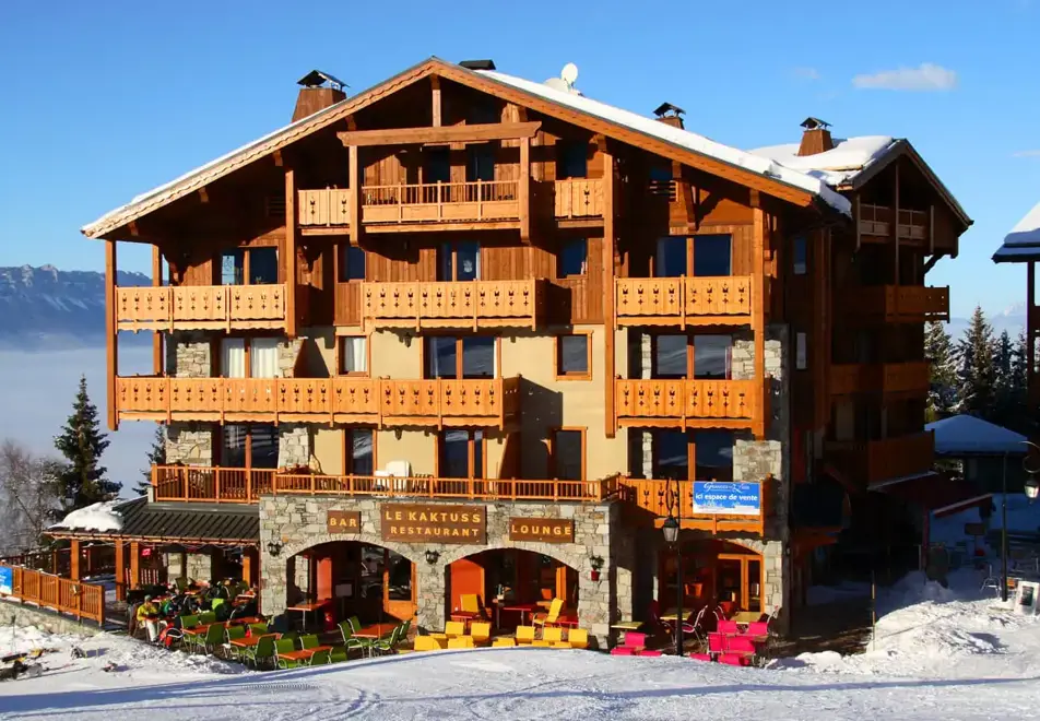 Les Granges des 7 Laux, Les 7 Laux (self catered apartments) - Ski-in Ski-out