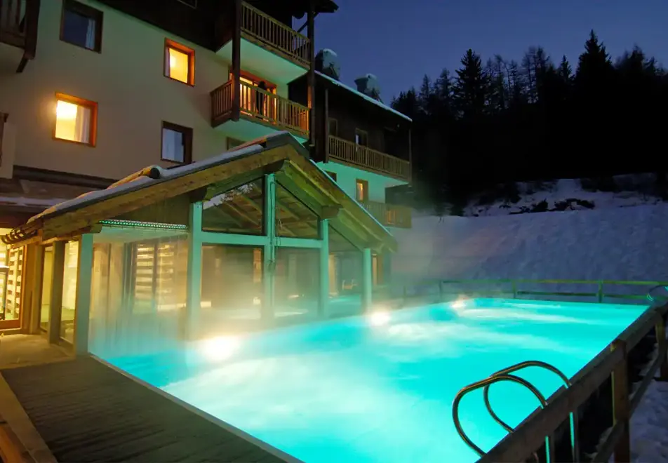 Les Alpages de Val Cenis, Val Cenis (self catered apartments) - Outdoor pool