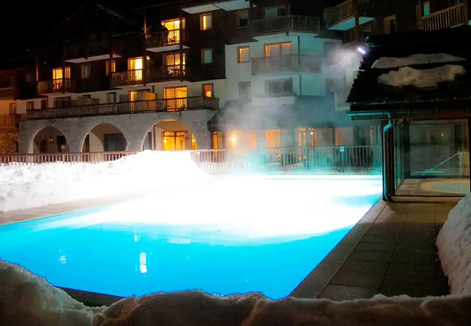 Les Alpages de Val Cenis, Val Cenis (self catered apartments) - Outdoor pool