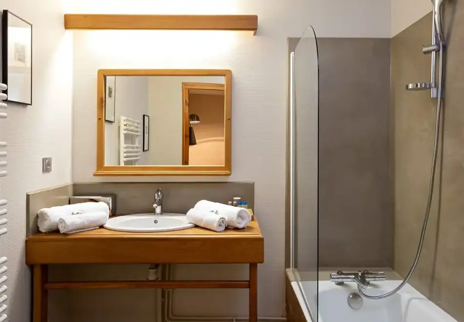 Hotel du Golf, Correncon (hotel) - Large cosy with terrace room