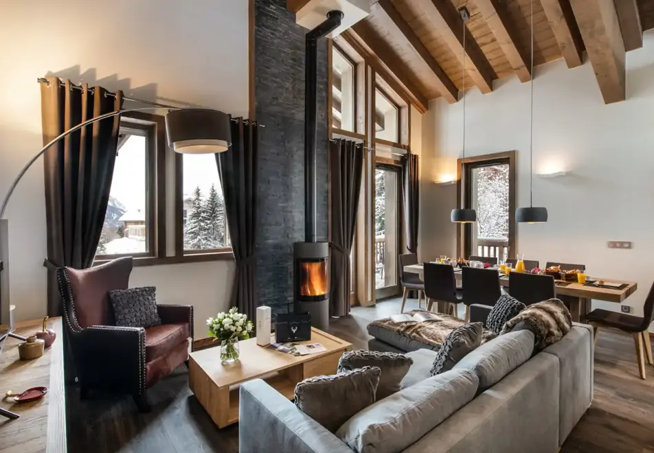 Yellowstone Lodge, La Tania (self catered chalet) - Chalet 1