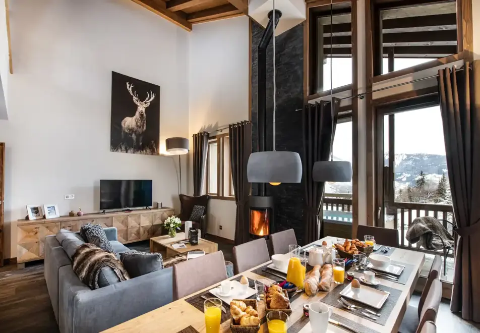 Yellowstone Lodge, La Tania (self catered chalet) - Chalet 1