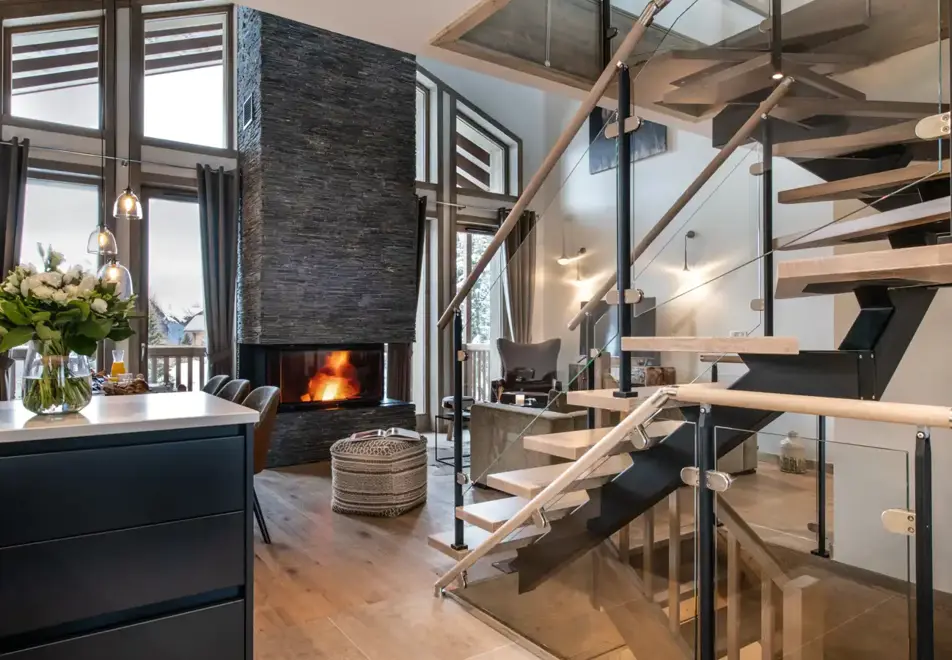 Yellowstone Lodge, La Tania (self catered chalet) - Chalet 2