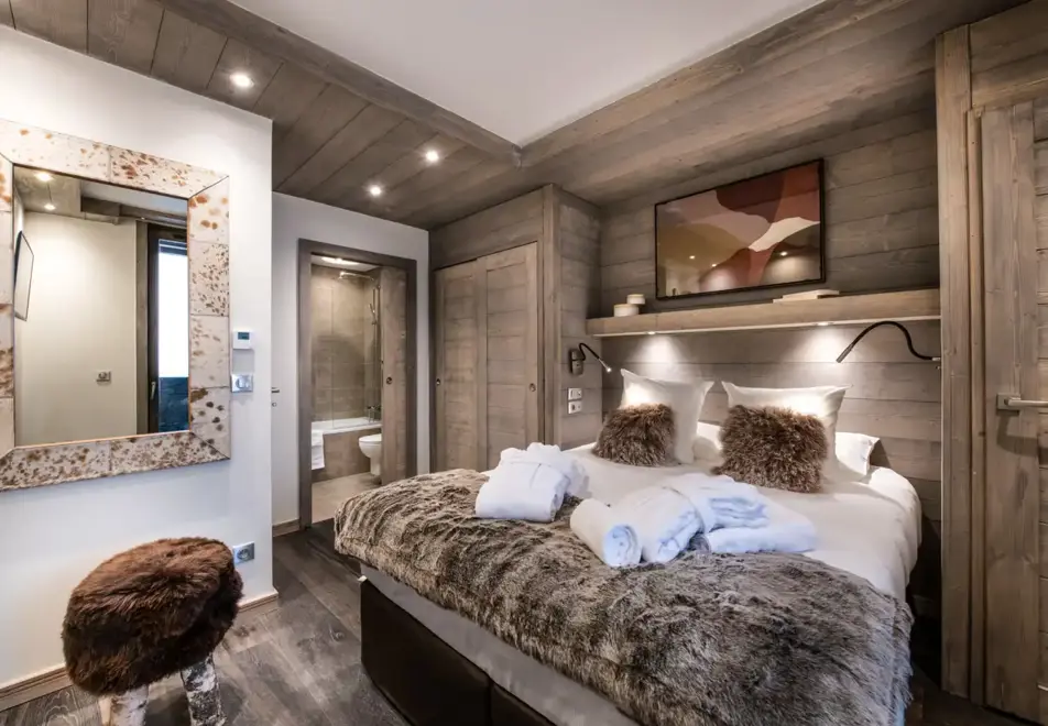 Yellowstone Lodge, La Tania (self catered chalet) - Chalet 3