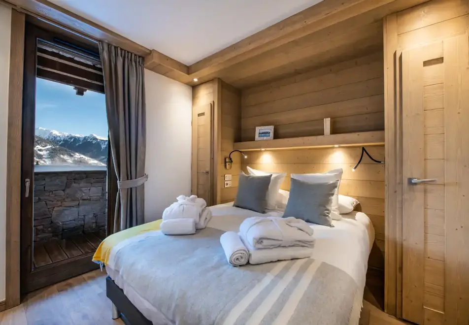 Yellowstone Lodge, La Tania (self catered chalet) - Chalet 4