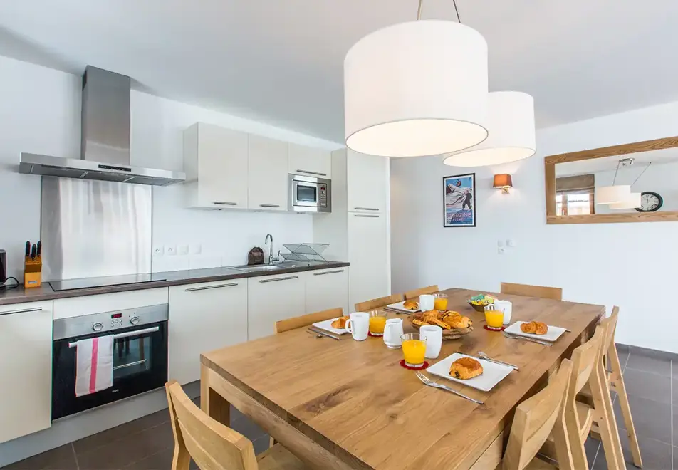 K2, Les Gets (self catered apartments) - 3 bed ground apartment