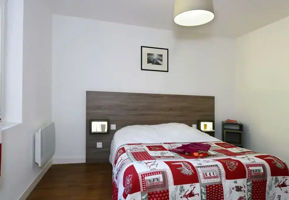 Les Balcons d'Aurea, Auris en Oisans (self catered apartments) - Double bedroom