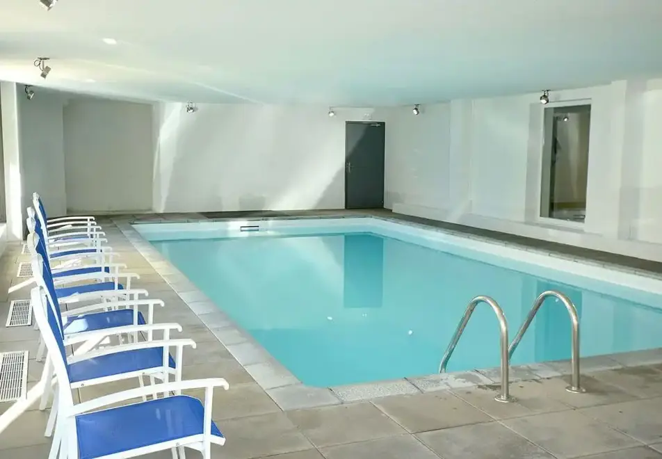 Ours Blanc, Les 2 Alpes (self catered apartments) - Indoor pool