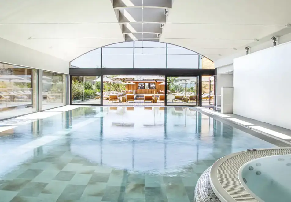 Jiva Hill Resort, Jura (hotel) - Indoor pool