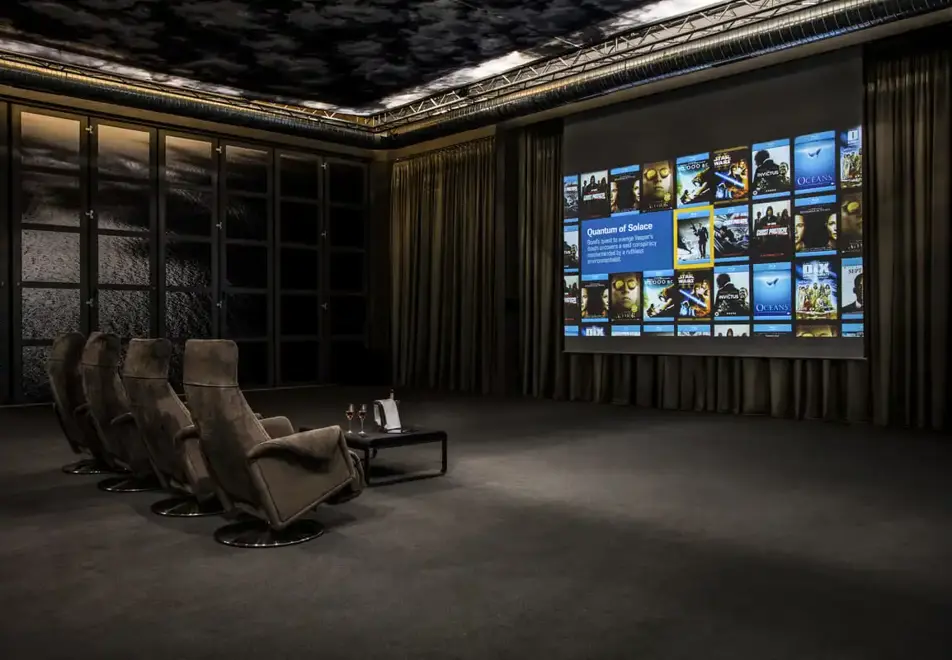 Jiva Hill Resort, Jura (hotel) - Cinema room