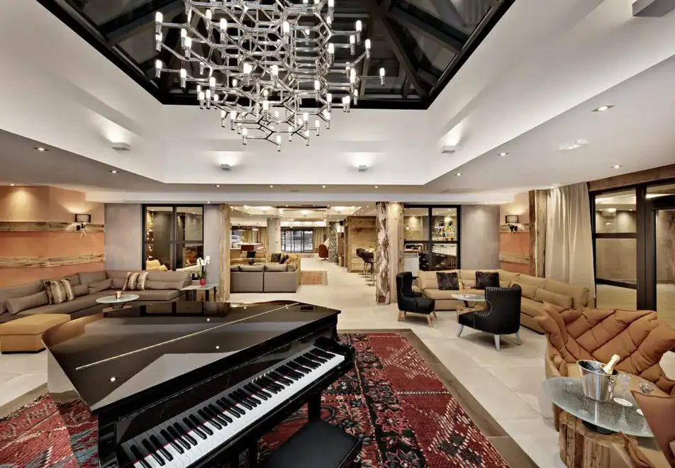 Alexane, Samoens (self catered apartments & hotel) - Reception