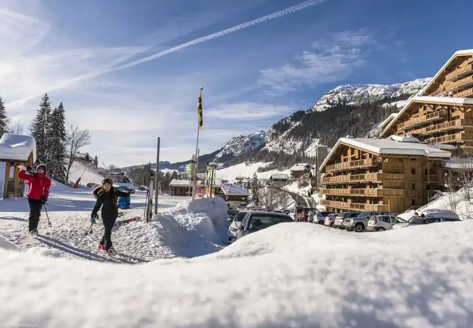 Le Roc des Tours, Grand Bornand (self catered apartments) - Close to ski slopes