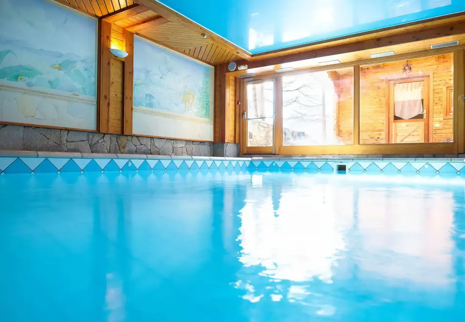 Chalet Mounier, Les Deux Alpes (Hotel) - Indoor pool
