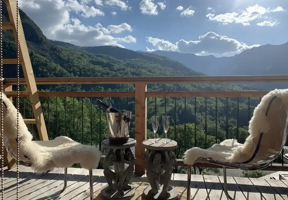 Caseblanche Chalets, St Martin de Belleville (self catered apartments-chalets) - Stunning views from most apartments