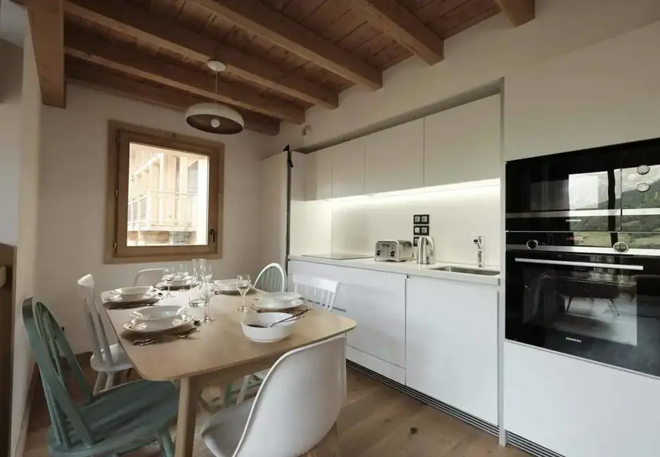 Caseblanche Chalets, St Martin de Belleville (self catered apartments-chalets) - 3 bed sleeps 6 (A31)