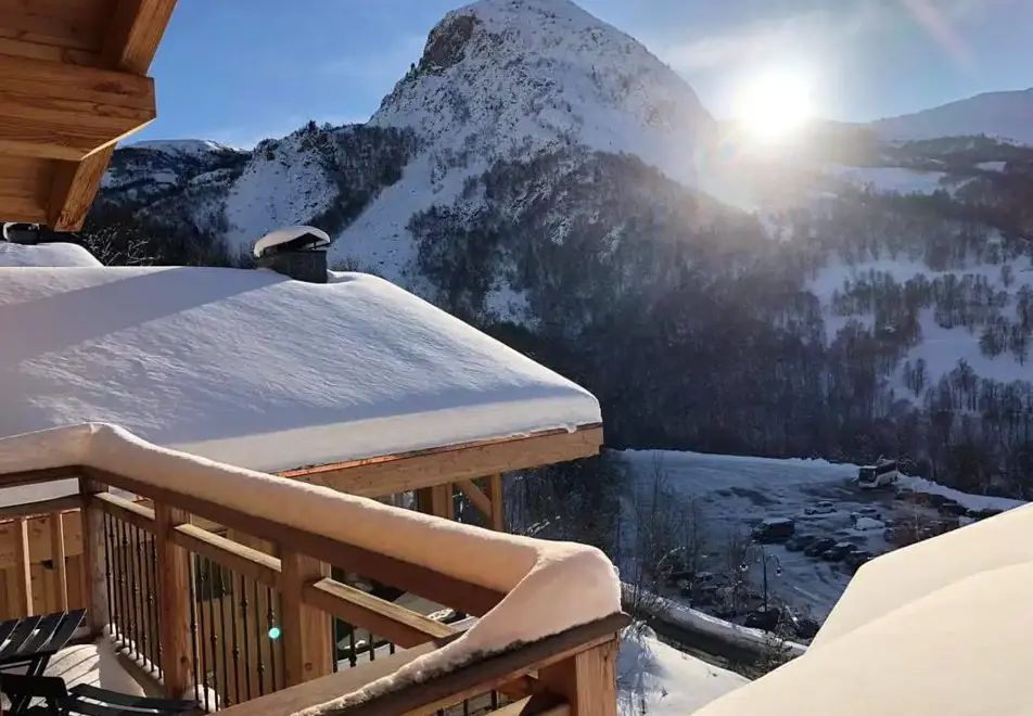 Caseblanche Chalets, St Martin de Belleville (self catered apartments-chalets) - 3 bed sleeps 6 (C22)