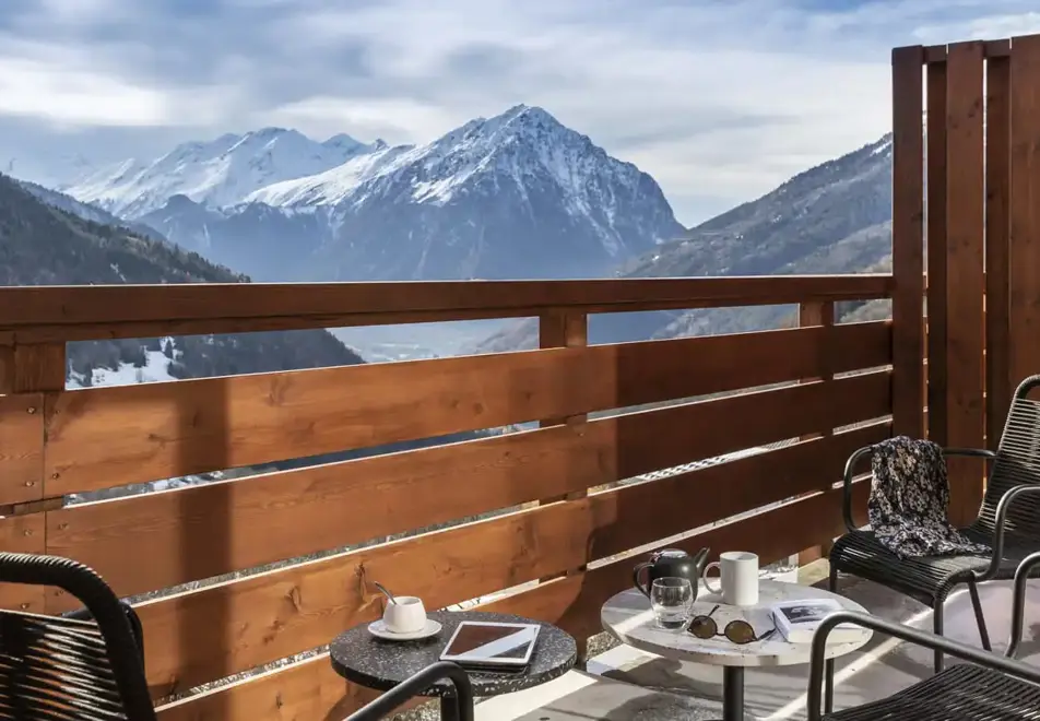 Le Saphir, Vaujany (Self Catered Apartments) - Balcony