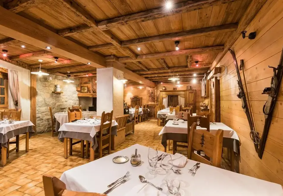 Le Petit Dru, Morzine (Hotel) - Restaurant