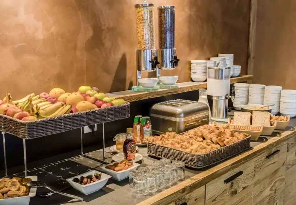 St Charles, Val Cenis (Hotel) - Breakfast
