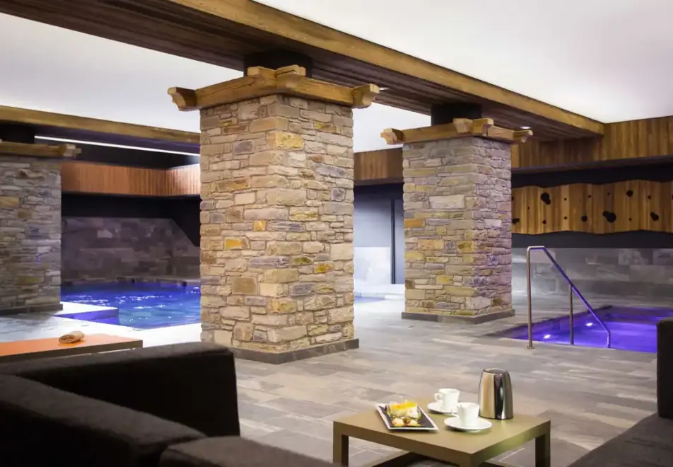 St Charles, Val Cenis (Hotel) - Indoor pool and hot tub