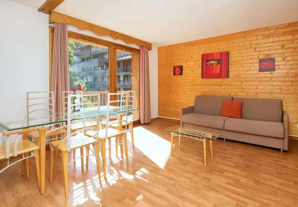 Orelle 3 Vallees, Orelle (self catered apartments) - Typical 6 persons apartment