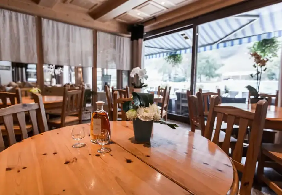 Le Cret, Morzine (hotel) - Bar