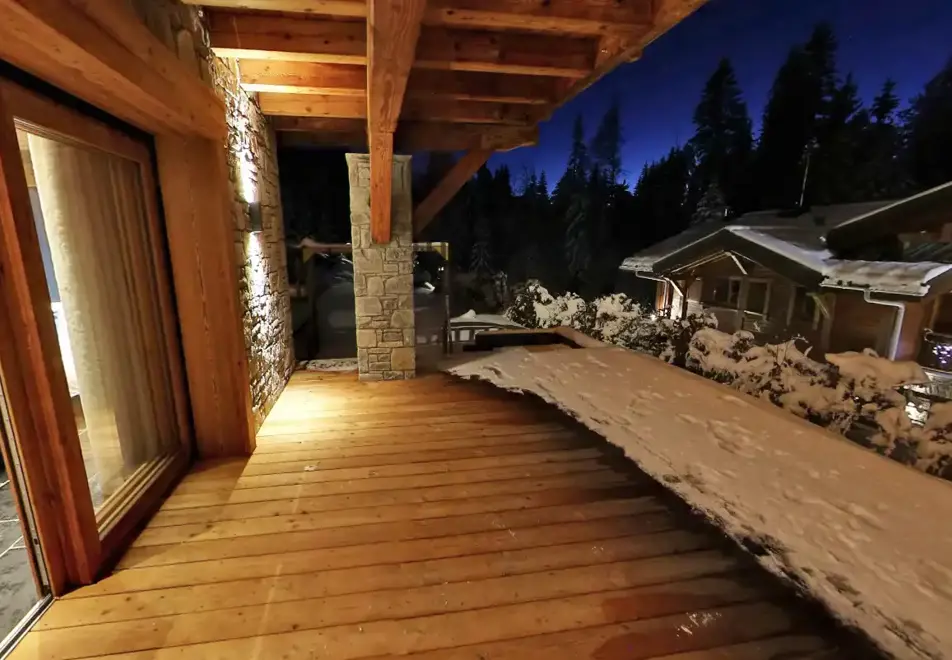 Chalet Delphine 7, Les Gets (self catered chalet) - Family suite bedroom