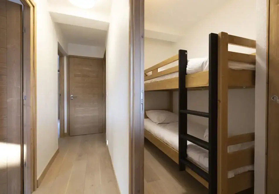 Neige et Soleil, Les Deux Alpes (self catered apartments) ©MReyboz - 2 Bedroom Alcove 8