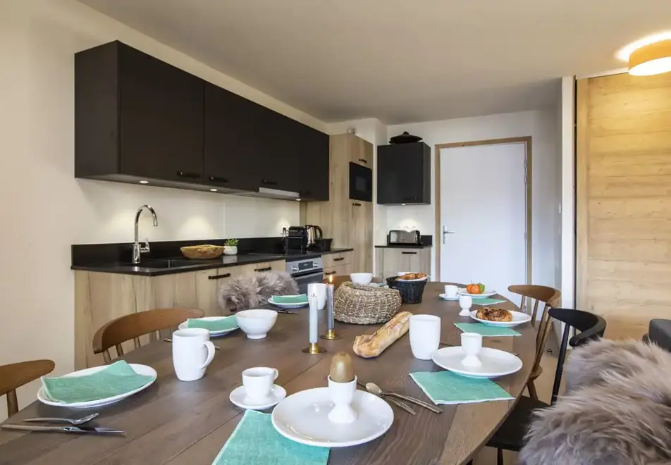 Neige et Soleil, Les Deux Alpes (self catered apartments) ©MReyboz - 2 Bedroom Alcove 8