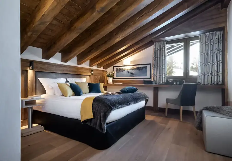 Amaya, Les Saisies (self catered apartments) - Typical double bedroom style