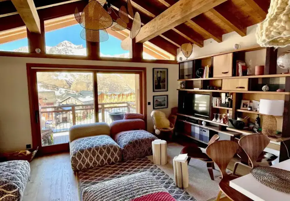 Chalet Felicita, St Martin de Belleville (self catered chalet) - Seating area