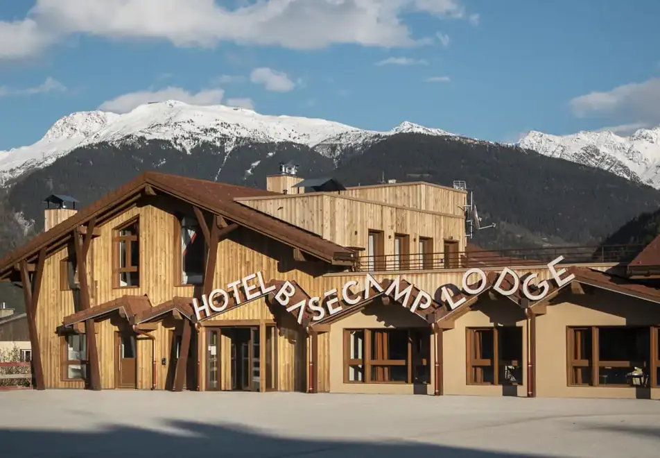 Base Camp Lodge, Bourg St Maurice (Hotel)