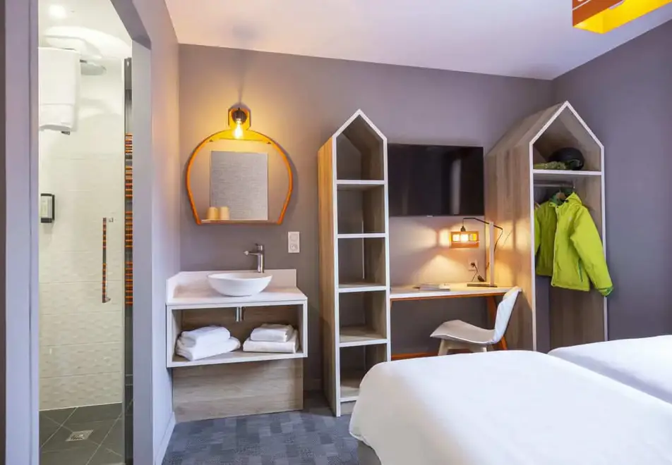 Base Camp Lodge, Bourg St Maurice (Hotel) - Versant room