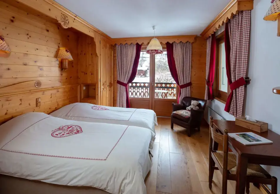 Neige et Roc, Samoens (hotel & apartments) - Studio