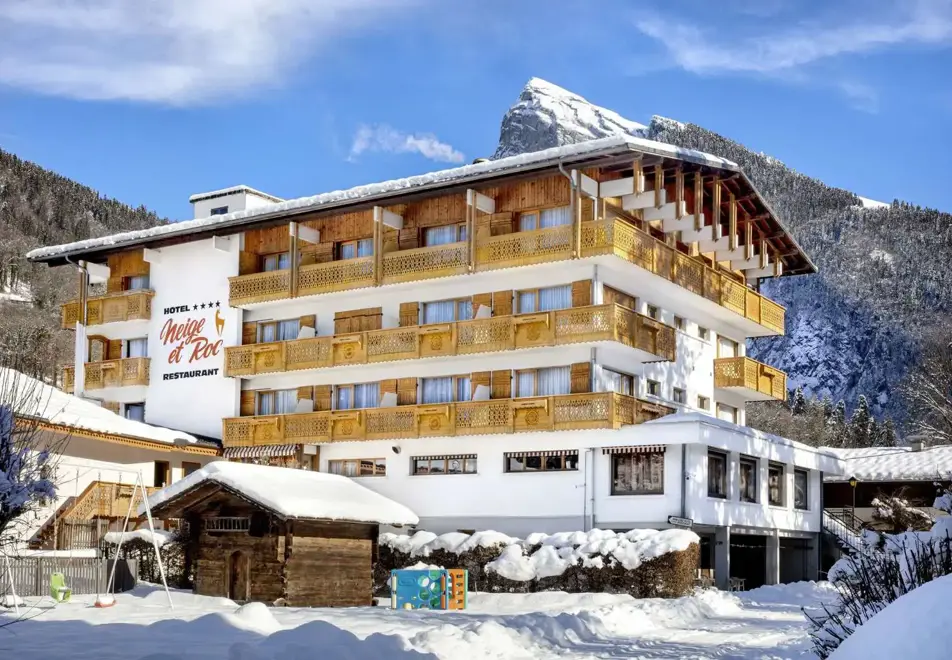 Neige et Roc, Samoens (hotel & apartments)