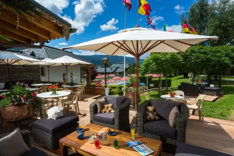 Neige et Roc, Samoens (hotel & apartments) - Outdoor terrace