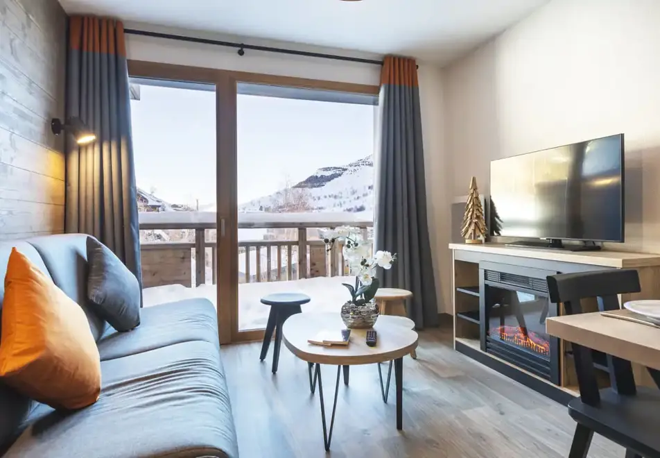 Les Clarines, Les Deux Alpes (self catered apartments) (©Manureyboz) - Typical style 1 bed confort 4