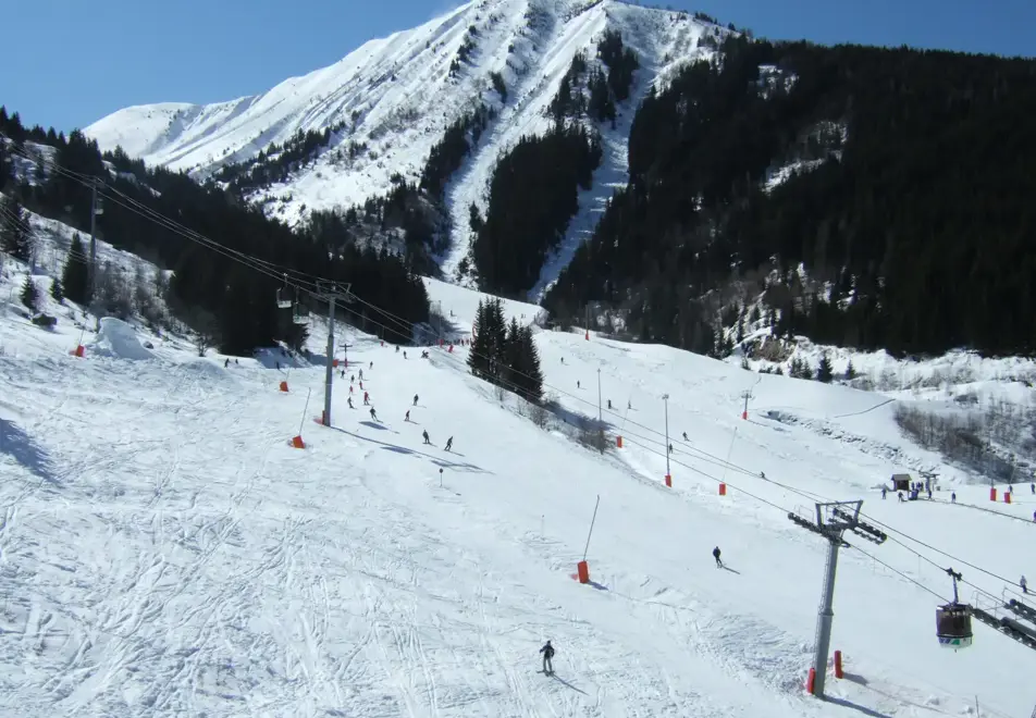 Chalet des Neiges, Oz (self catered apartment) - View from some apartments