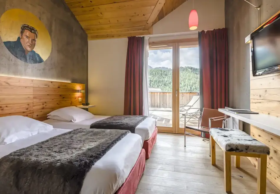 Anova (Hotel & Spa), Montgenevre - Typical standard room