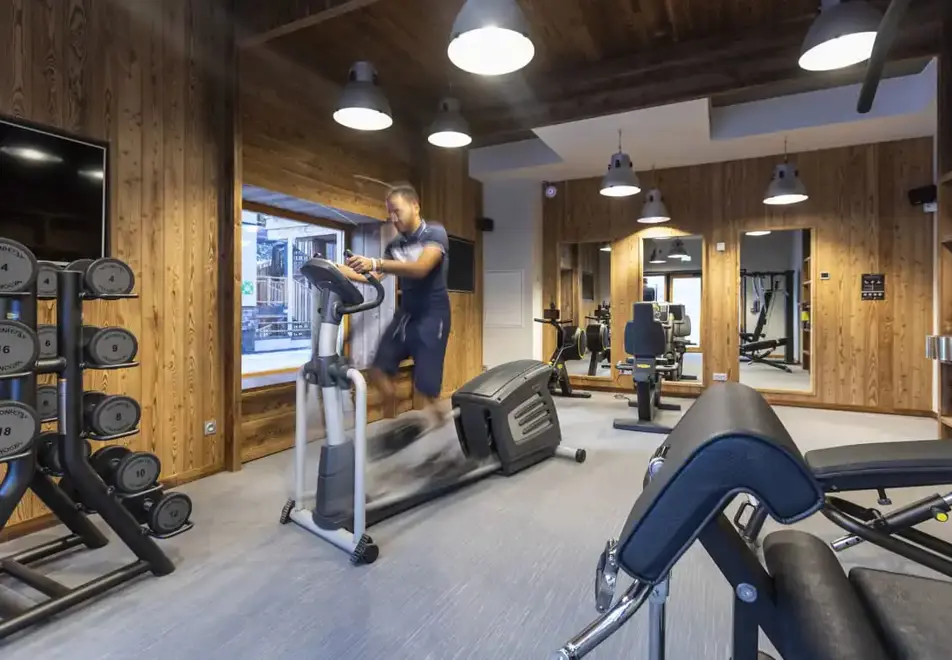 Les Balcons Platinium, Val Cenis (self catered apartments) - Fitness room (©ManuReyboz)