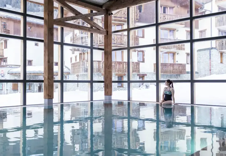 Les Balcons Platinium, Val Cenis (self catered apartments) - Indoor pool (©ManuReyboz)