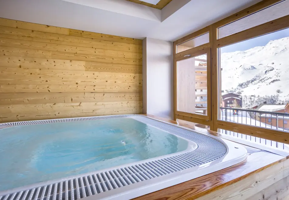Coeur des Loges, Les Menuires (3 Valleys) (©MANU_REYBOZ) - Jacuzzi