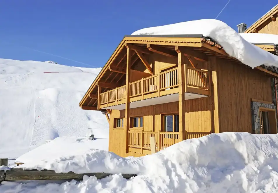 Jhana, Tignes Val Claret (self catered apartments)